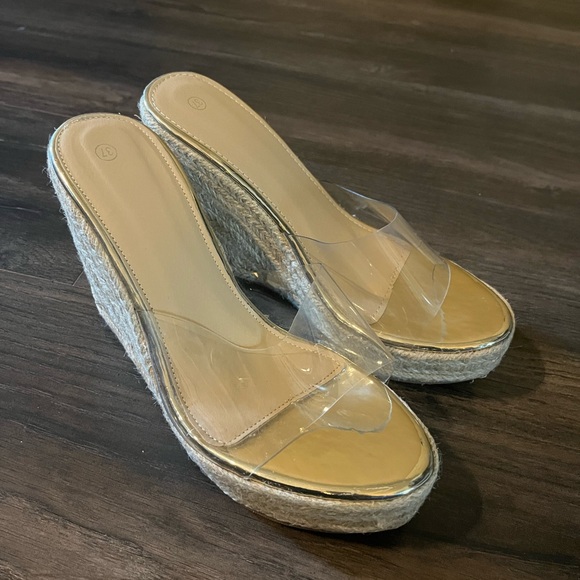 SHEIN Gold and Clear Wedge Sandals - Picture 1 of 6